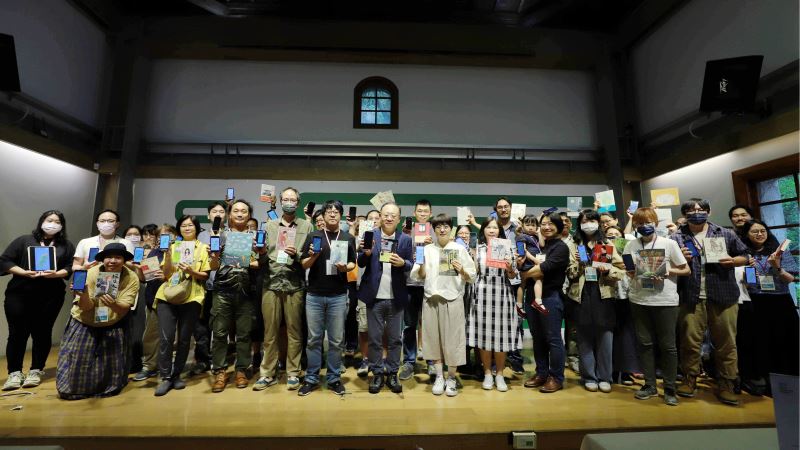創新書市全國起跑！文化部長史哲：百場藝文市集、近千場閱讀推廣活動！盼大眾重新走回書店！